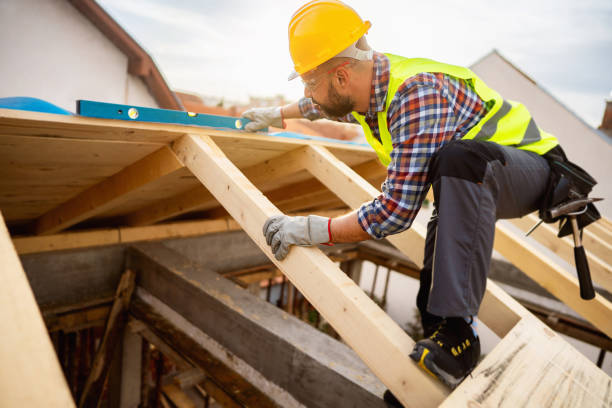 Best Roof Leak Repair  in Lyndonville, VT
